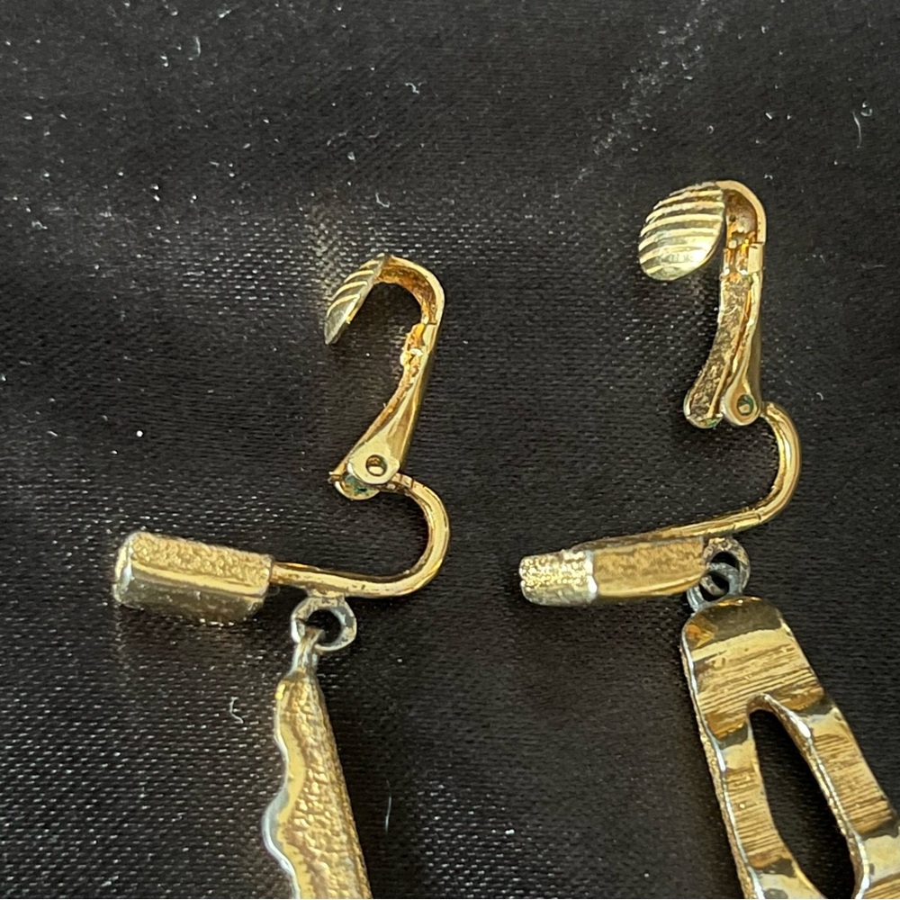 Vintage D'Orlan Gold Tone Clip On Dangle Earrings - Picture 2 of 7